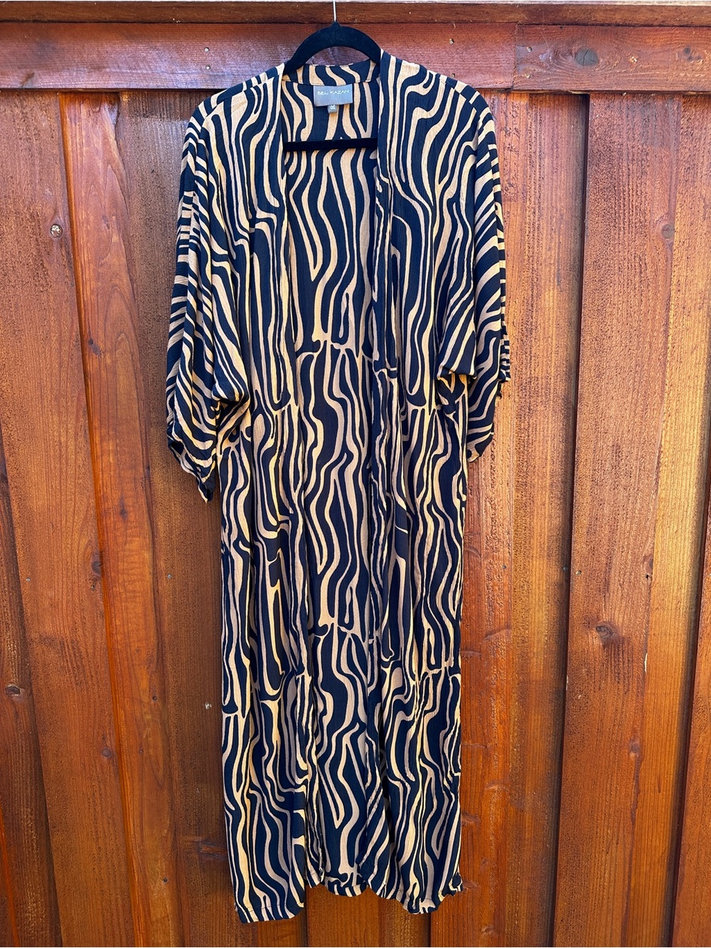 Anthro Bel Kazan kimono